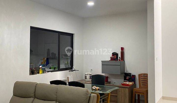 Dijual Cepat Rumah Bagus di Perumahan Royal Vasa, Batam Centre 2