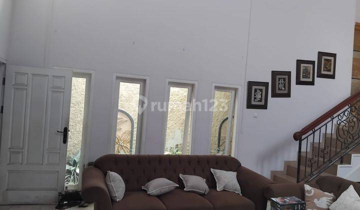 DISEWAKAN RUMAH MODERN FULL FURNISHED SIAP HUNI  1