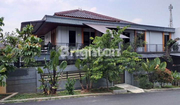 2-Story House in Pondok Kelapa Barat, Duren Sawit, East Jakarta  
Strategic, Safe, Comfortable, Flood-Free