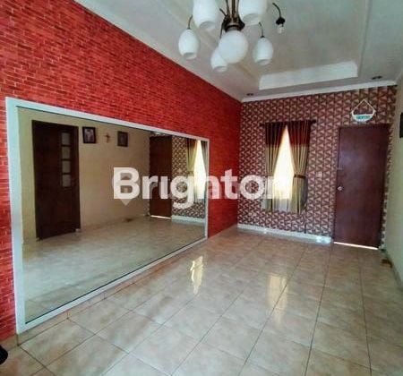 Rumah Bagus 2 Lantai Full Furnish Siap Huni Komplek Ikip Duren Sawit Jakarta Timur Strategis Bebas Banjir 2