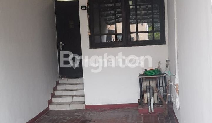 2-Story House in the Main Complex of Raya Pondok Bambu, East Jakarta, Safe, Comfortable, Strategic 2