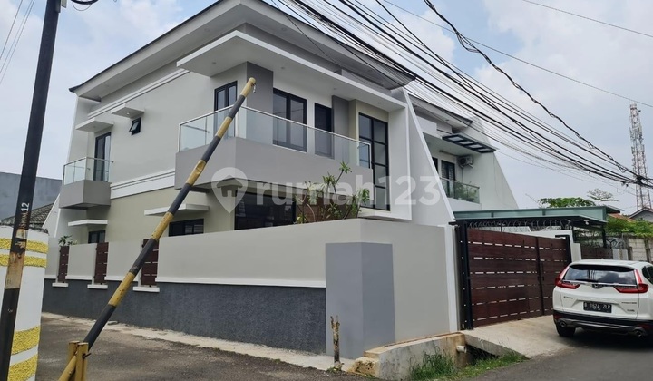 The New Townhouse 2 Lantai Duren Sawit Jakarta Timur Hook Strategis Bebas Banjir