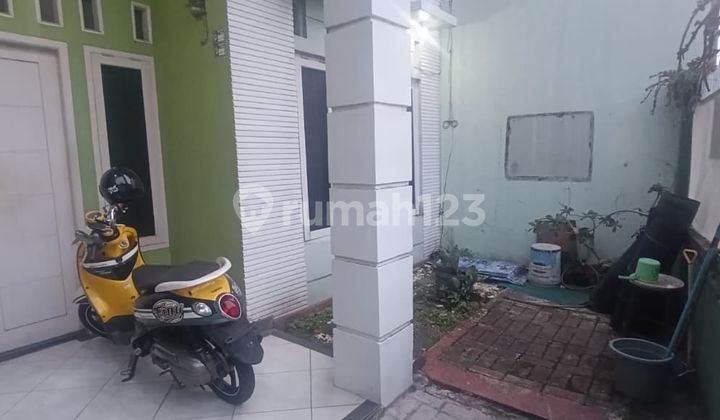3-Storey Boarding House Bidara Cina Otista Jatinegara East Jakarta 2