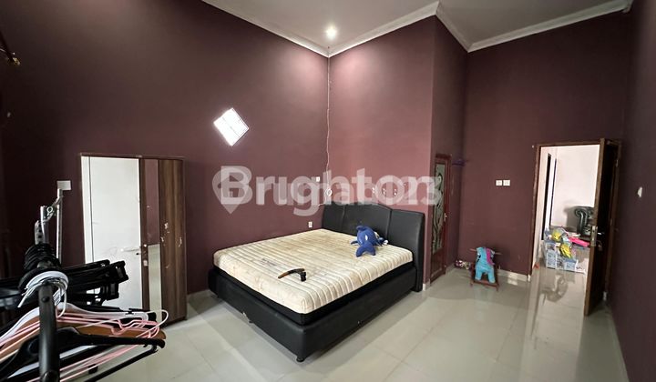 Rumah Cantik Di Bedahan Sawangan Depok Jawa Barat Pekarangan Luas Strategis 2