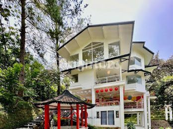 Villa Puncak Megamendung Bogor Japanese Style Full Furnished Ramai Tamu dan Harga Bagus