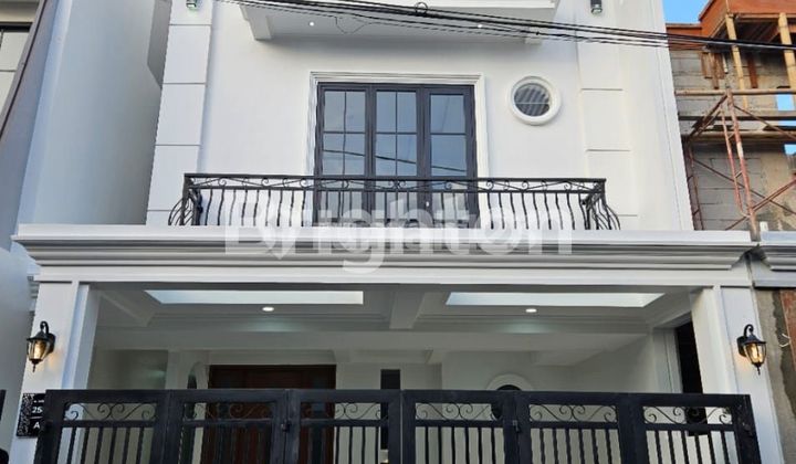 BRAND NEW AMERICAN CLASSIC AT CINERE BRAND NEW AMERICAN CLASSIC AT CINERE