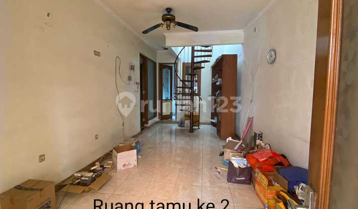 Luxury House Pondok Kelapa Jakarta Timur Strategis Bebas Banjir Semi Furnish 2