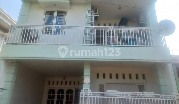 2-Story Ready-to-Occupy Semi-Furnished House in Duren Sawit, East Jakarta, Strategic Location, Flood-Free 2