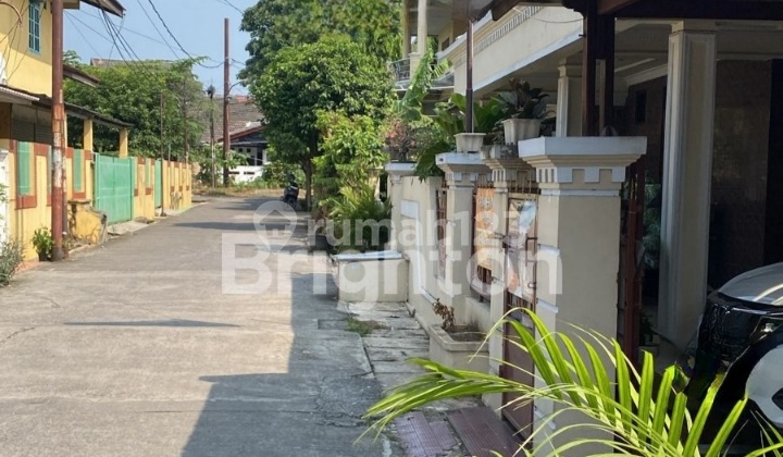 2-Story House with Classic Modern Luxurious Touch, Serua Permai Housing, New Benda, Pamulang, Tangsel, Fully Renovated 2