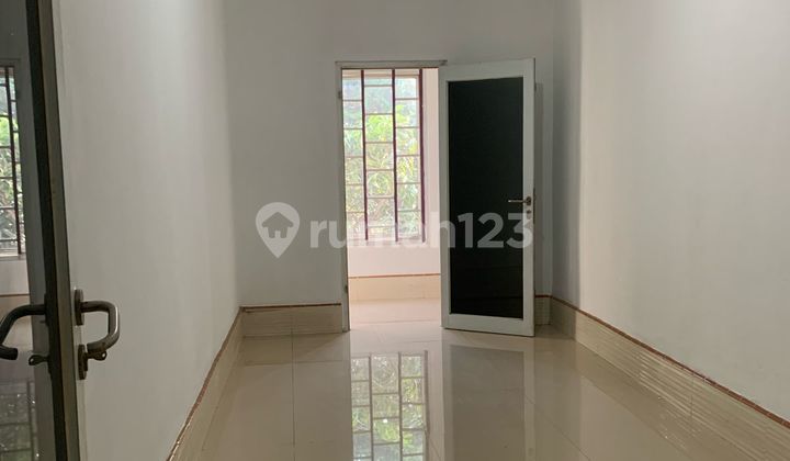 Ready-to-Occupy 3-Story House, Taman Tridaya Indah 2 Housing, Tambun Bekasi, Affordable Strategic Location.