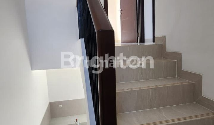 Elite House in Podomoro Golfview Housing, Hickory Cluster, Cimanggis, Gunung Putri, Bogor 2