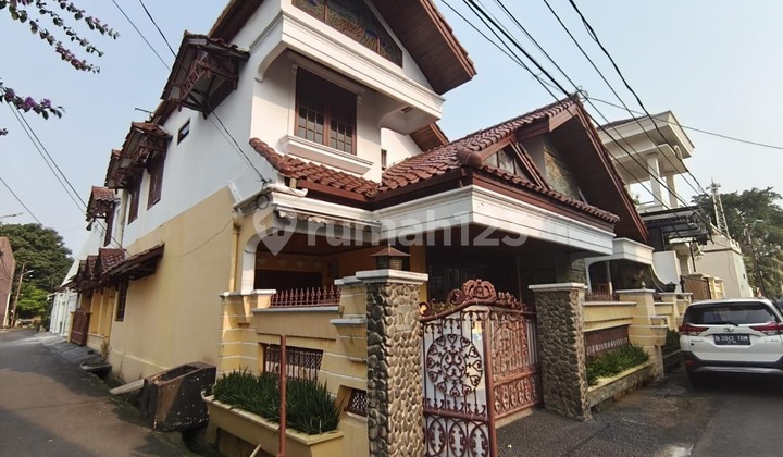 Rumah Hook 2 Lt Dalam Komplek Cantik Modern Duren Sawit Jakarta Timur Strategis Bebas Banjir