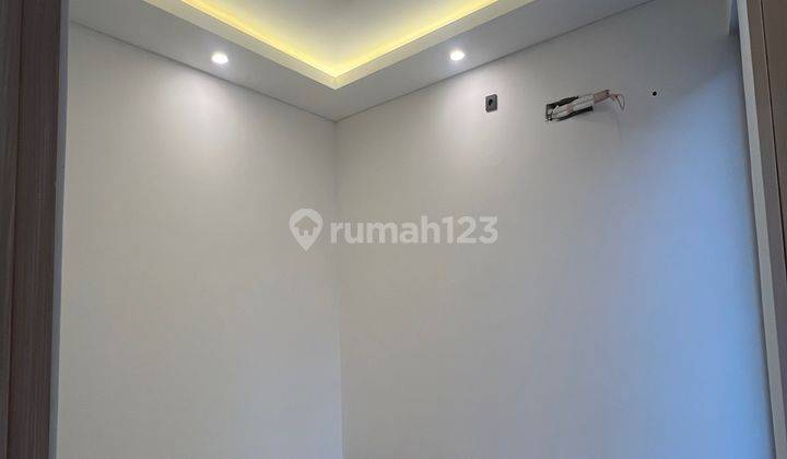 Rumah 2 Lantai Dekat Akses Tol Depok Rumah Baru SHM - Sertifikat Hak Milik di Jl. Pelita Raya, Rangkapan Jaya Baru, Kec. Pancoran Mas, Kota Depok  , Pancoran Mas 2