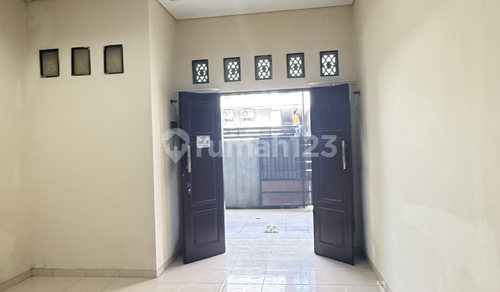 For Sale 2-Story House Ready to Occupy Near Sidewalk Jimbaran Bali 2