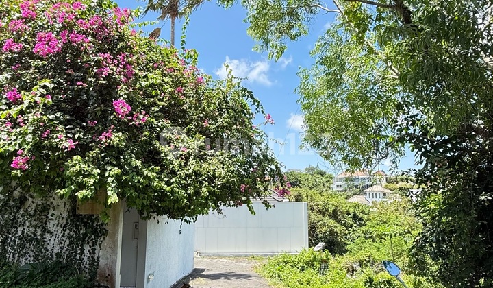 Land for Sale, Hook Position, Villa Ungasan Bali Neighborhood Land for Sale, Hook Position, Villa Ungasan Bali Neighborhood