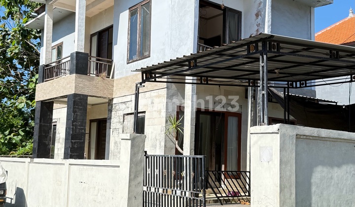  Dijual Rumah 2 Lantai Dekat Kampus Unud Jimbaran – Harga Murah! 