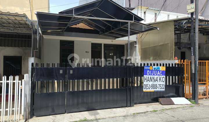 Dijual Murah Rumah Siap Huni di Janur Kuning Residences Kelapa Gading Bebas Banjir