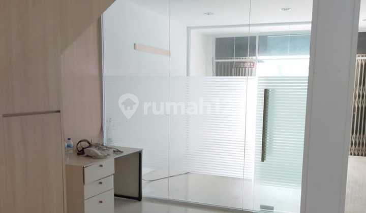 Disewakan Murah Ruko Bagus Rapi 2 Lantai Di Boulevard Raya Kelapa Gading Jakarta Utara