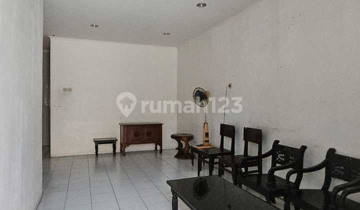 For Rent Nice House Ready to Occupy in Kelapa Gading Near MKG 2