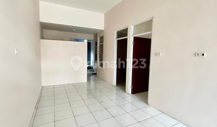 Cheap House for Rent in Kelapa Gading, Near Kelapa Gading Mall 1