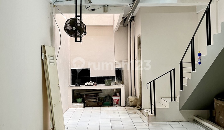 Disewakan Ruko Bagus Rapi 3 Lantai Di Ciplaz Klender Duren Sawit Jakarta Timur 2