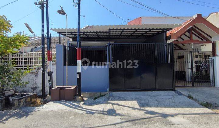 Rumah Babatan Pantai Minimalis, Siap Huni, 2200w 1