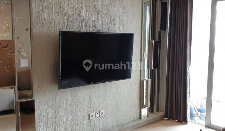 Apartment One Icon Residence, Tunjungan Plaza New Fully Furnished 2