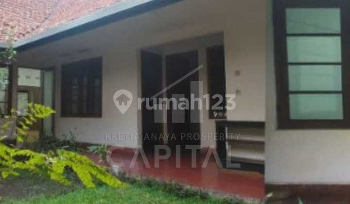Rumah Sangat Cocok untuk Tempat Tinggal atau Kantor di Sayap Dago