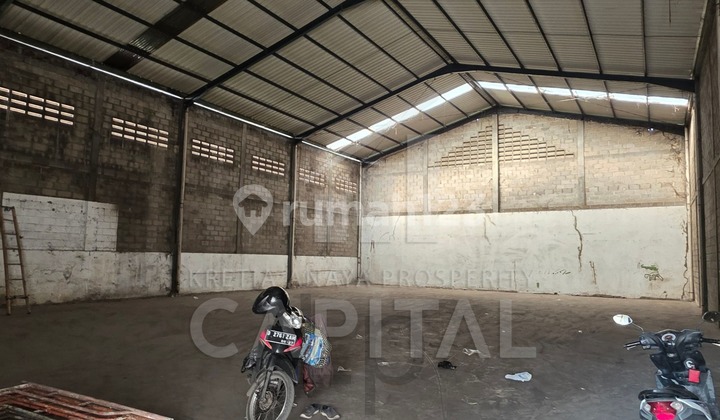 Gudang di Sayap Taman Kopo Indah Bisa Untuk Produksi Dengan Limbah Kering 1