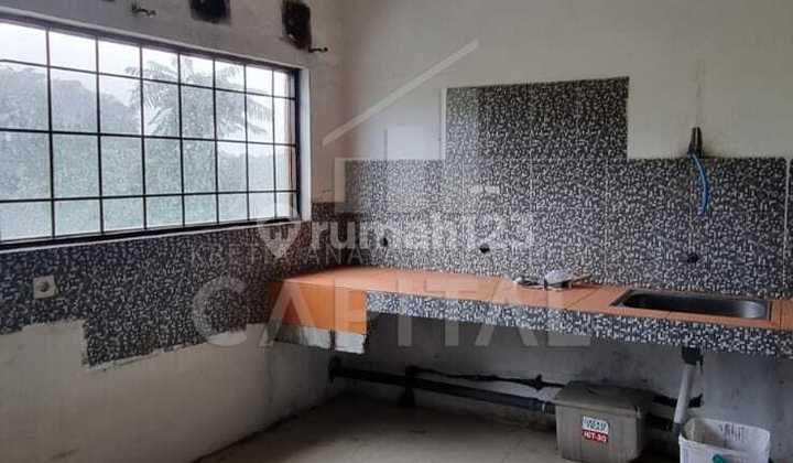 House suitable for Business Space, 2 Floors, Ready to Occupy in Sariwangi. 2