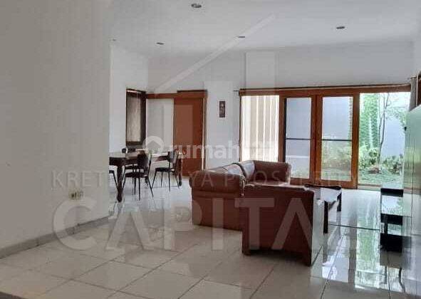 Rumah Bagus Full Furnished Terawat 1 Lantai Siap Huni di Setrasari 2