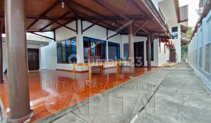 Rumah 2 Lantai Siap Huni Dengan Halaman Yang Luas Lokasi di Setiabudhi Regency 2