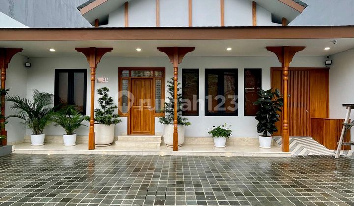 Dijual Rumah di Kebayoran Baru Jakarta Selatan