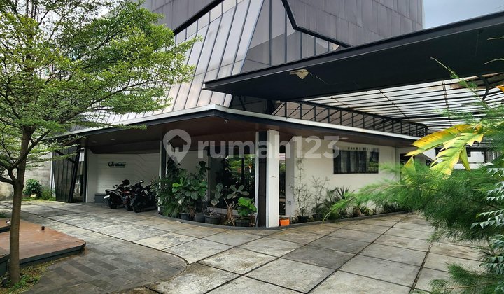 For Sale Ready-to-Use Building in Kebayoran Baru, South Jakarta