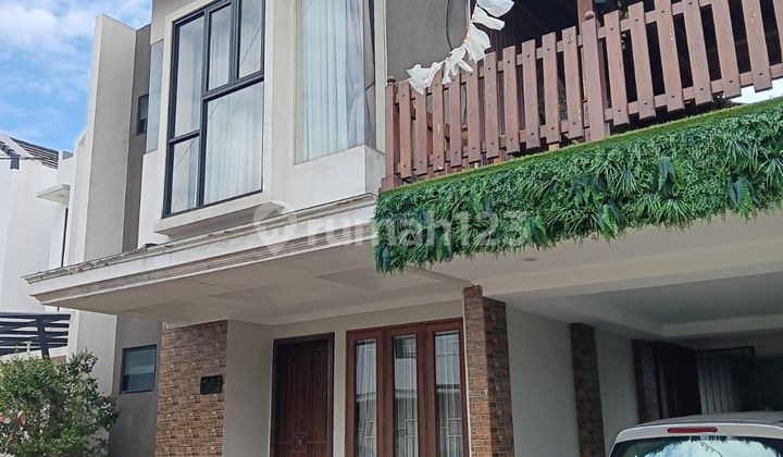 House in D'Mansion Bintaro Cluster Near Global Jaya School House in D'Mansion Bintaro Cluster Near Global Jaya School