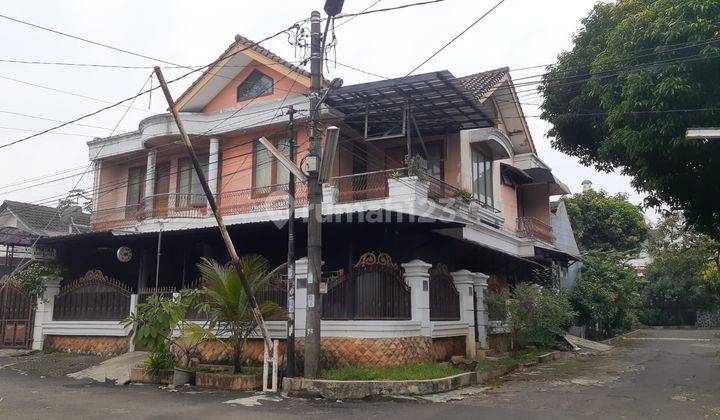 Rumah 2 Lantai Luas Semi Furnished di Pamulang, Tangerang Selatan 1