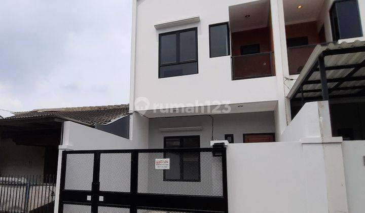 Rumah 2 Lantai Baru Minimalis di Taman Asri Larangan, Tangerang 1