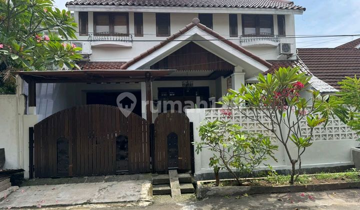 Rumah Bukit Cirendeu Tangerang Selatan Rumah Bukit Cirendeu Tangerang Selatan