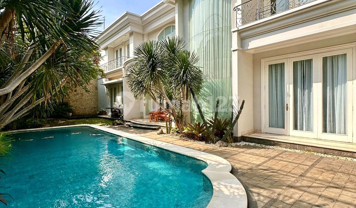 Pondok Indah House, South Jakarta