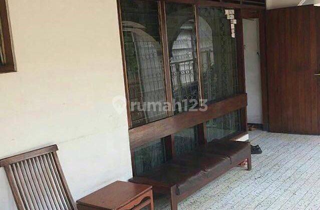 Rumah Lama Di Jl. Gandaria Lokasi Dekat Melawai, Blok M Dan Gandaria City 1