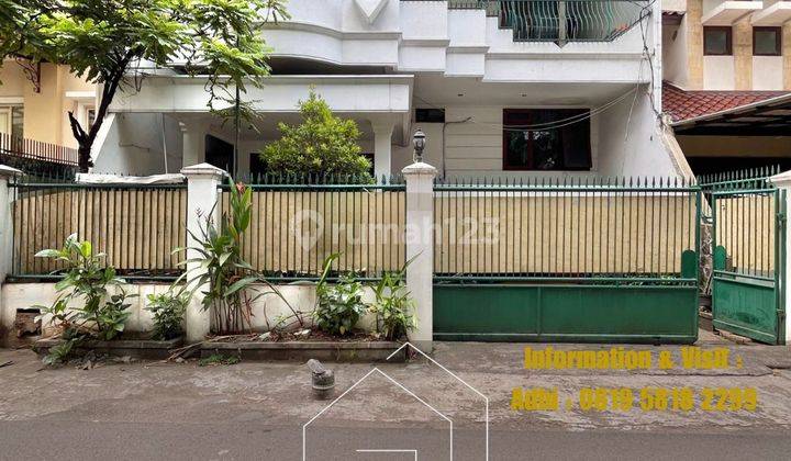 Rumah 2 Lantai Lokasi Sangat Strategis Bisa Untuk Rumah Tinggal Atau Coffe Shop At Ciragil Kebayoran Baru 1