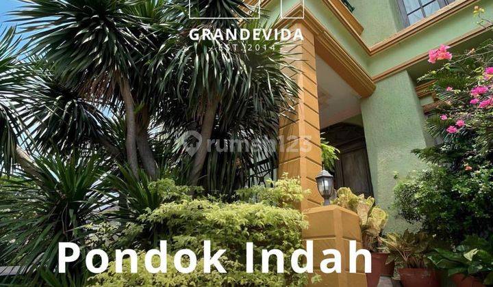 Rumah Terawat Design Classic Mediterranean Bangunan 3 Lantai At Gedung Hijau 1