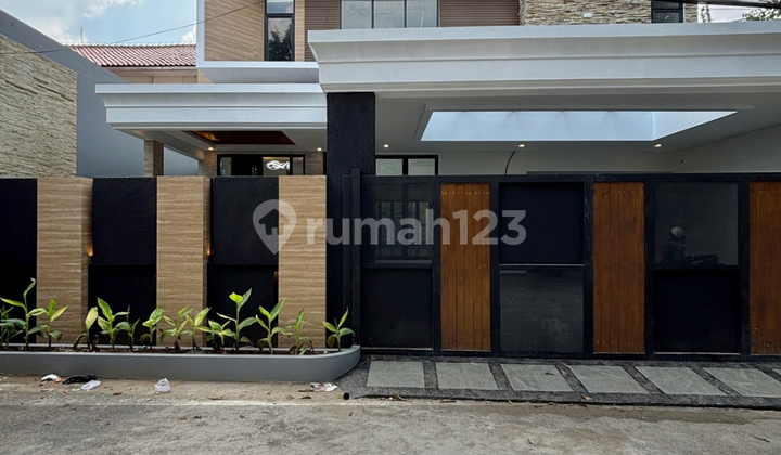 New Ready-to-Occupy House in a Peaceful, Safe, and Lush Residential Complex