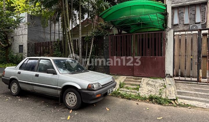 dijual cepat harga NJOP rumah lama hitung tanah cocok untuk ivestasi dan di bangun ulang