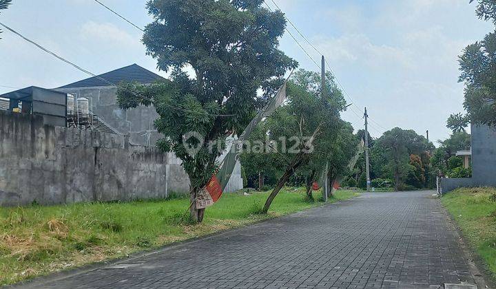 Rumah 2 Lantai Dekat Fajar Indah Solo Lokasi Strategis (inden) 2