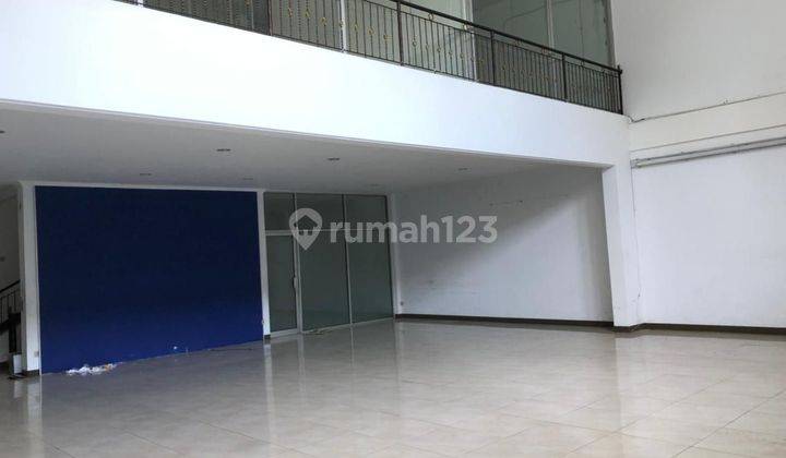 (na) Jual Gedung Ex Showroom Mainroad Setiabudi 2