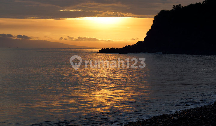 Villa for Sale Freehold - Where Luxury Meets the Sea - Rare Oceanview Villa in Amed, Bali!