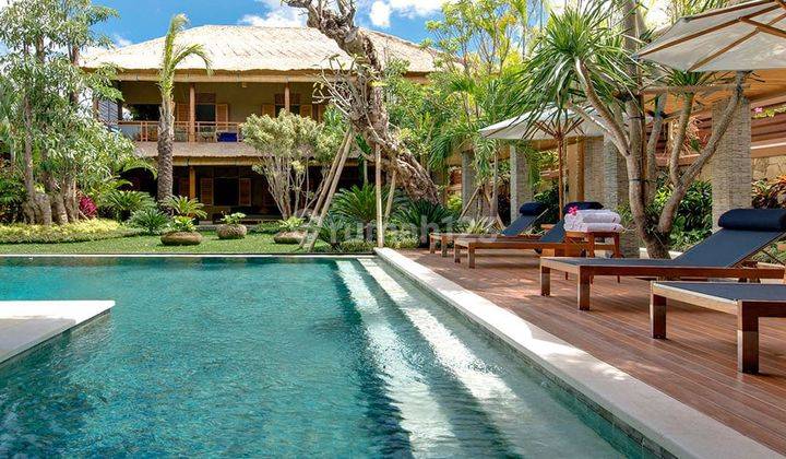 Freehold Sprawling Luxury Estate With Tropical Gardens And Prime Seminyak Location 1