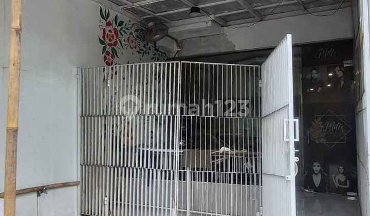 Freehold - Rare Opportunity Shophouse In Prime Area Seminyak, Bali