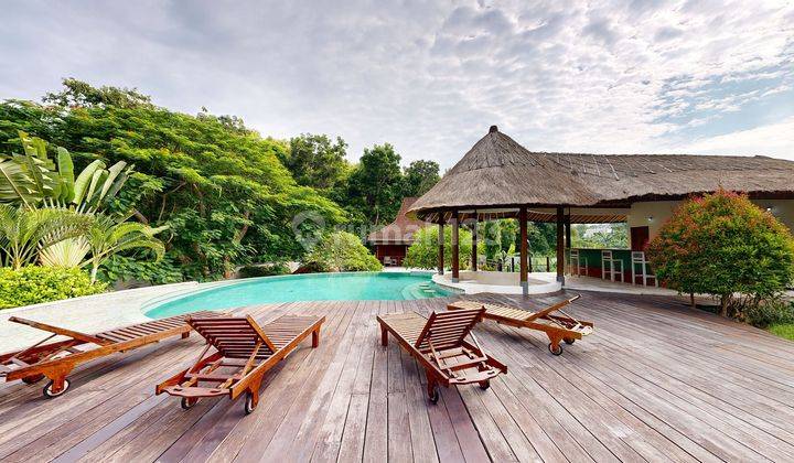 Freehold Exquisite Oasis Luxurious 6 Bedroom Villa With Pool In Canggu 1